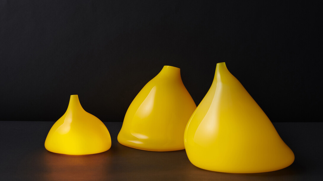 Michiko Sakano, Droplet, 2023. Blown glass/light fixture,
tallest 8 inches. Courtesy of the artist and Heller Gallery