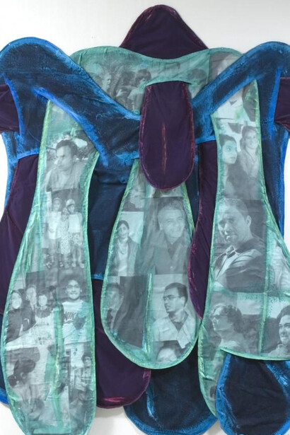 Tertúlia, Leda Catunda, Ju e todo pessoal, 2006, acrílica sobre tecido, veludo e voile, 28 x200cm