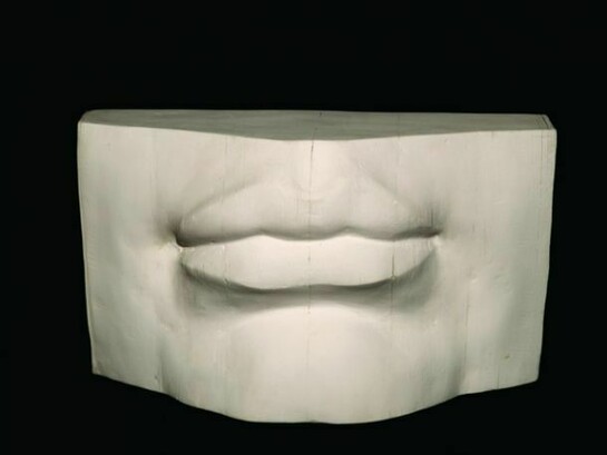 Li Hongbo, Mouth, paper, 17 x 25 x 15cm, 2013. Courtesy Klein Sun Gallery, New York. © Li Hongbo