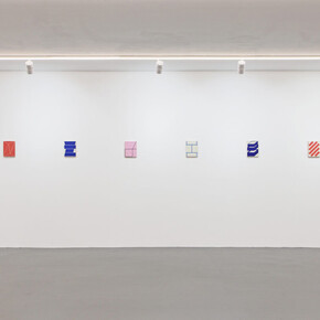 Alain Biltereyst, Magenta, vue de l'exposition. Avec l'aimable autorisation de Xippas