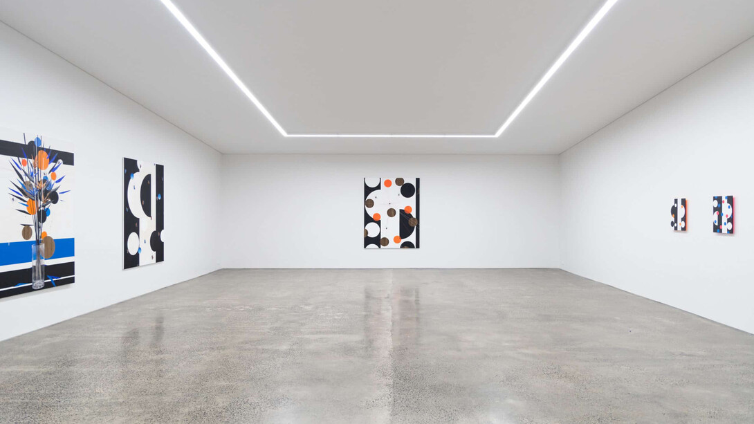 Martin Basher, Vermillion sands, exhibition view. Courtesy of Starkwhite