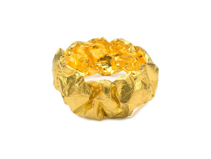 Professor Yasuki Hiramatsu, Bangle c.2006, 22ct gold, resin, gold leaf, W:9.6cm H:4.4cm