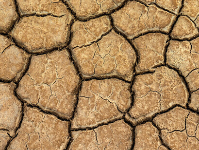 Aumento della temperatura terrestre. Secondo la Teoria Solare l’aumento delle temperature globali si è verificato per le maggiori attività solari e le interazioni stratosferiche con l’UV solare il cui effetto si propagherebbe nella troposfera