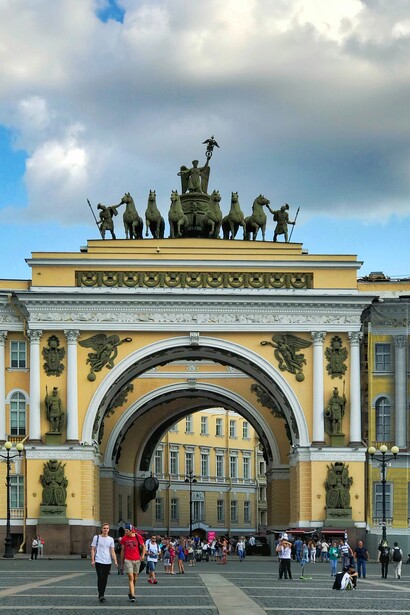 Arco di Trionfo del Palazzo dello Stato Maggiore, San Pietroburgo, Russia
