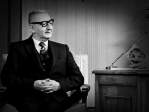 Braulio Arenas Carvajal fue un poeta, dramaturgo y novelista chileno de la vanguardia del siglo XX