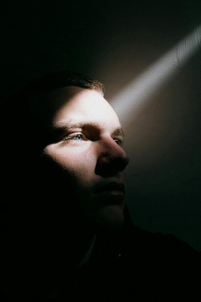 Cada luto é único e traz diferentes reações, mas a dor da ausência é uma constante para quem perdeu um ente querido

