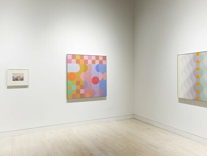 Edna Andrade. Symmetries, exhibition view. Courtesy of Locks Gallery