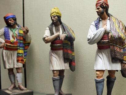 Barros malagueños, Exhibition view. Courtesy of Museo Unicaja de Artes y Costumbres Populares