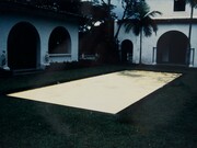Shelagh Wakely, Aguadorado 1993, Golden bronze powder on water, 11 x 4m, Installation, part of Homenagem, Rio de Janeiro, Brazil