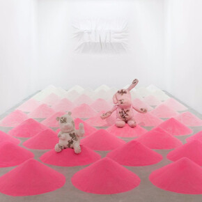 Daniel Arsham. Courtesy of Galerie Perrotin