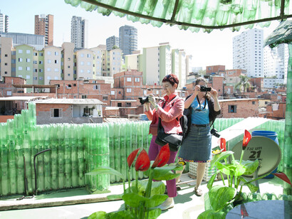 Terraza de la casa de Antenor Clodoaldo Alves Feitosa en Paraisópolis, São Paulo, Brasil