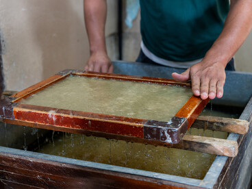 Credited to Cai Lun around 105 CE, traditional Chinese papermaking is one of the world’s oldest manual crafts, relying on natural fibers like mulberry bark, bamboo, hemp, and rice straw. The labor-intensive process of soaking, cooking, pulping, shaping, pressing, and drying created strong and refined paper, with Xuan paper becoming one of its most celebrated examples and an important element of intangible cultural heritage