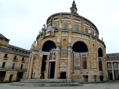 Luis Moya Blanco (1904-1990), Universidad Laboral (collège technique) de Gijón