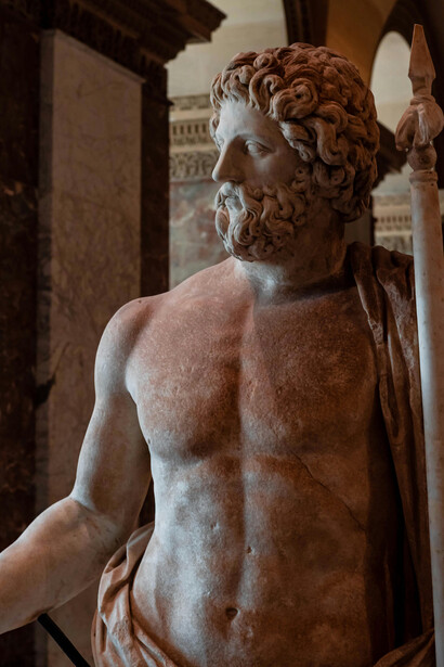Statua raffigurante Zeus