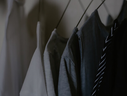The beauty of a capsule wardrobe is the ease with which items coordinate. This not only streamlines the morning routine but also fosters a sense of cohesion and style consistency