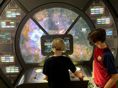 Allée des artefacts, vue d’exposition. Avec l’aimable autorisation d’Ingenium. Musée des sciences et de la technologie du Canada