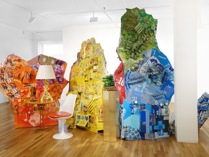 Curated in collaboration with Lisa Hoke: 1. Lisa Hoke, Step Right Up, 2014; 2. Ivan Chermayeff, Block Plane Head, 2000-2005; 3. Meret Oppenheim, Traccia Table, 1939, courtesy Liz O'Brien; 4. Elliot Levine, Philosopher's Stone Lamp, courtesy Liz O'Brien; 5. Sari Dienes (1898-1992), 7-Up, c. 1950