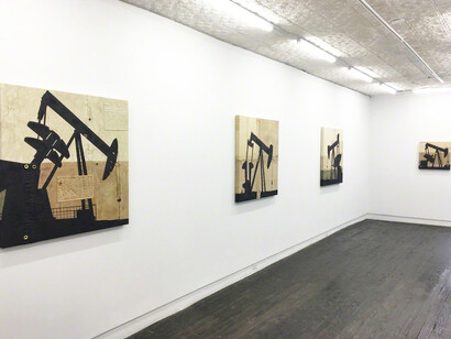 Giant. Courtesy of LMAKgallery 