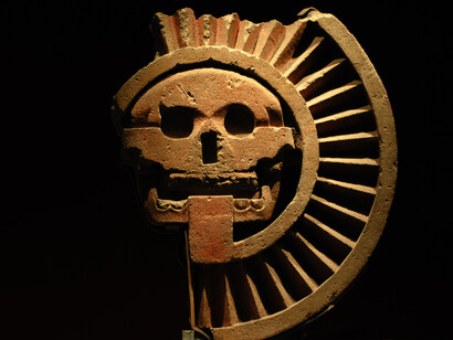 Mictlantecuhtli, en la mitología mexica, zapoteca y mixteca es el dios del inframundo y de los muertos