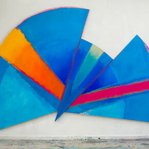 Trevor Bell, Blue Radial, 1985, oil on linen, 244 x 355 cm