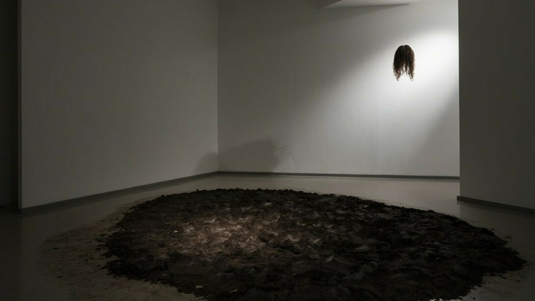 Foot-Kroku-Zvuk-Klingen-Fall, Exhibition view. Courtesy of Laure Genillard