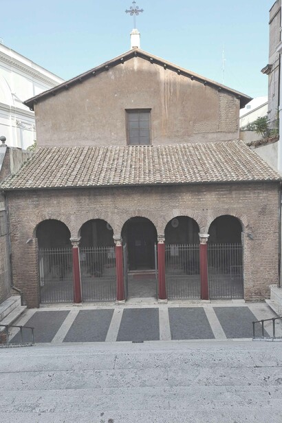Basilica di San Vitale, Roma, Italia. Prospetto principale della basilica