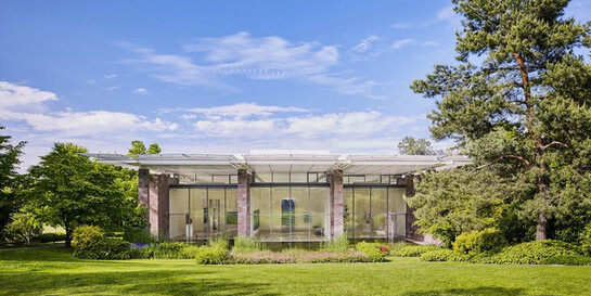 Tino Sehgal. Courtesy of Fondation Beyeler