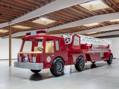 Charles Ray, exhibition view. Courtesy of Jeffrey Deitch