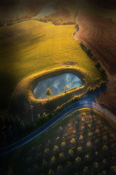 Campagna. Il legame con Orvieto non è solo un sentimento legato alla famiglia, ma anche alla natura e al territorio che lo circonda fatto di colline, campi, vigne, boschi