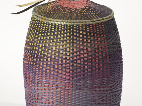 Wíwənikan…the beauty we carry. Courtesy of Colby College Museum of Art
