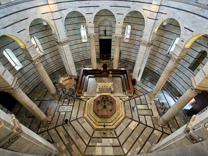 Battistero di Pisa: Interno