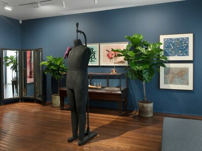 Portable Art, Exhibition view. Courtesy of Hauser & Wirth