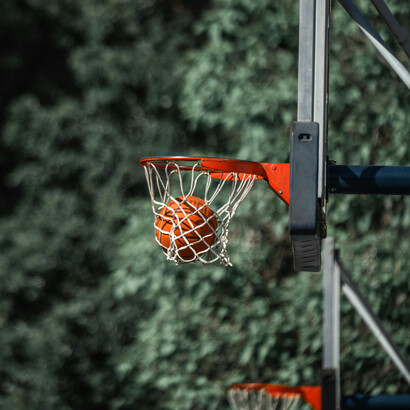 En un continente dominado por el fútbol, el torneo de los "bajitos" demostró que el básquetbol también puede captar la atención del público
