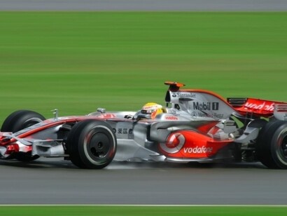 Lewis Hamilton alla guida della McLaren nel Gran Premio di Gran Bretagna 2008