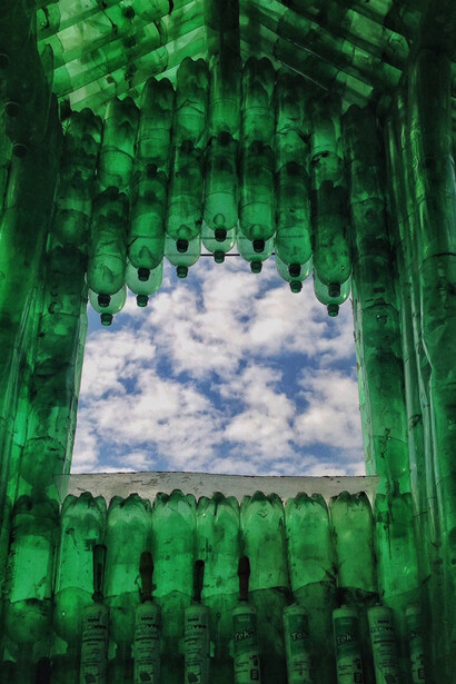 Ventana de la casa de Antenor Clodoaldo Alves Feitosa en Paraisópolis, São Paulo, Brasil