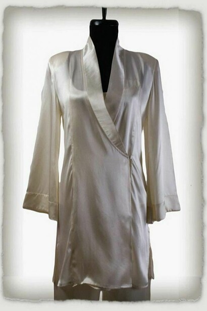 Elegant three-quarter length Robe by Anne Wiggings