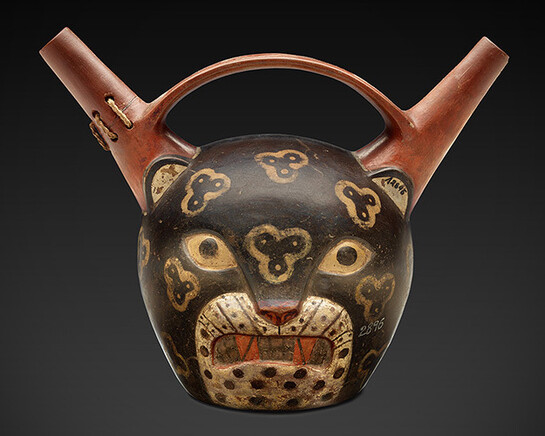 Ceramic jar made in the Paracas culture.
© 2015 The Field Museum, A115203d_002C, photographer John Weinstein