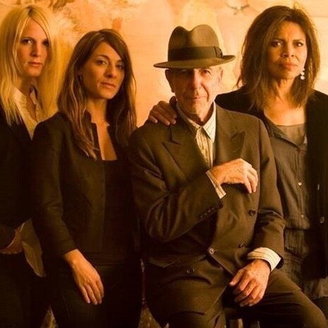 Leonard Cohen e le coriste