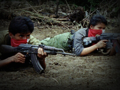 Miembros del grupo terrorista Sendero Luminoso: organización marxista-leninista originada en el Perú