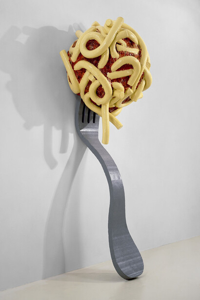Claes Oldenburg and Coosje van Bruggen, Leaning Fork with Meatball and Spaghetti II, 1994, Fiberglass painted with polyurethane
2 units: 7 ft. 13 1/2 in. x 1 ft. 6 1/2 in. x 1 ft. (2.48 x 0.47 x 0.31 m) and 3 ft. 3 in. x 4 ft. 3 1/2 in. x 5 ft. 4 in. (0.99 x 1.31 x 1.63 m); overall installed dimensions: 10 ft. 11 1/2 in. x 4 ft. 3 1/2 in. x 3 ft. 3 in. (3.34 x 1.3 x 0.99 m)
Claes Oldenburg and Coosje van Bruggen
Photo courtesy the Oldenburg van Bruggen Studio and Pace Gallery
Copyright 1994 Claes Oldenburg and Coosje van Bruggen
Photography by Ellen Page Wilson