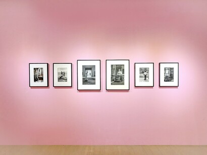 Elliott Erwitt, Last laughs, exhibition view. Courtesy of Staley-Wise Gallery 