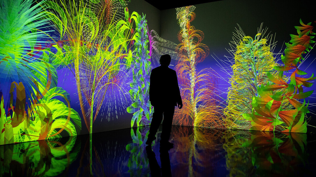 Miguel Chevalier, Extra natural. Generative and interactive virtual reality installation, exhibition Flowers Forever, Kunsthalle München, 2023. Courtesy of Kunsthal Rotterdam