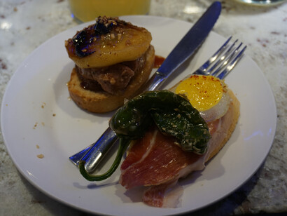 Foie gras and jamon pintxos at Visenta. Ph Genevieve Northup