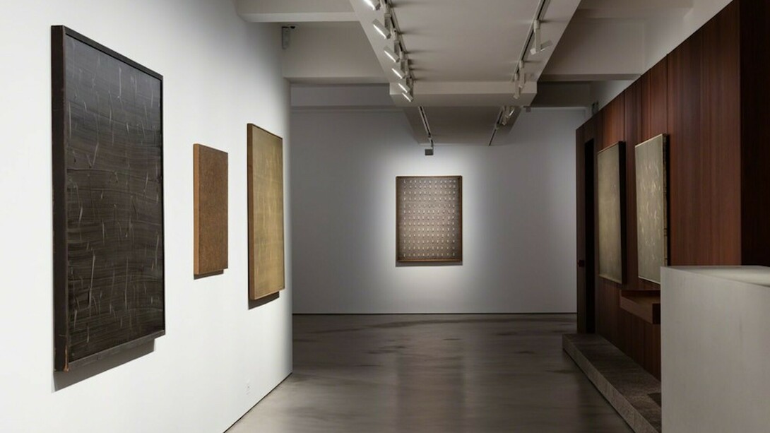 Cho Yong-Ik, Exhibition view. Courtesy of Olivier Malingue Gallery