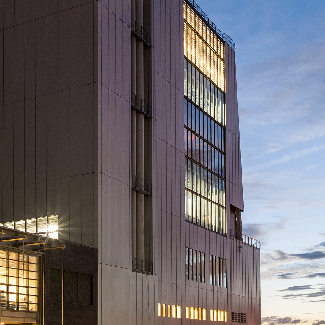 View facing the Hudson River. Photographed by Karin Jobst, 2014.