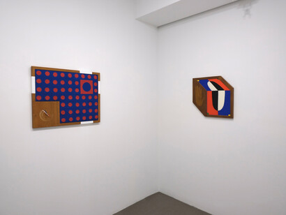 Mikey Mosher, Crossroads, exhibition view. Courtesy of Bert Green Fine Art 