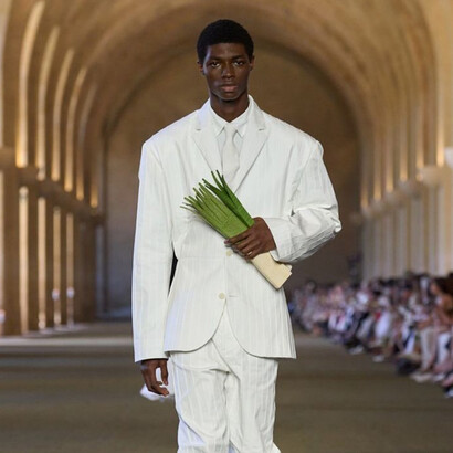 The Château de Versailles in France served as the stunning backdrop for Jacquemus' 2025 collection, Le Paysan, unveiled in an unforgettable fashion show