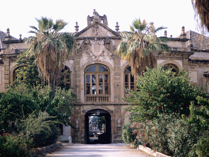 Villa Palagonia, vista principale