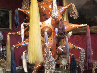 Joana de Vasconcelos, Perruque