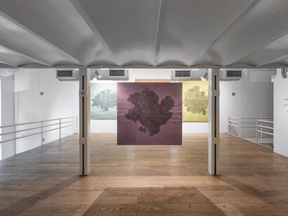 Patrick Gläscher ¿Si fuera aquello una isla? vista de exhibición. Cortesía de la Galería Praxis 